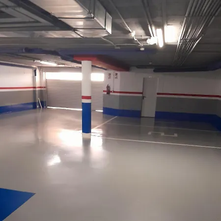 Atico De Lujo Con Amplia Terraza Y Porche Acristalado En Apartment Liencres